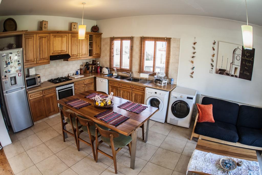 הוילה Lania Royal Oak House By Trulycyprus מראה חיצוני תמונה
