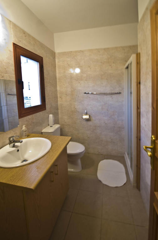 הוילה Lania Royal Oak House By Trulycyprus חדר תמונה